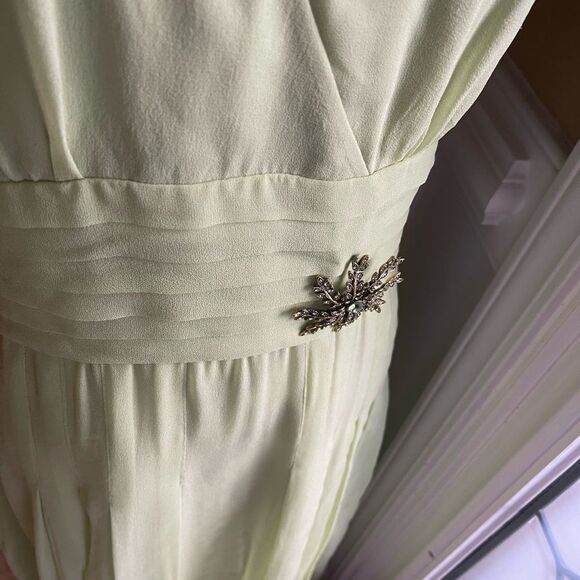 NWT Maggy London 100% Silk Light Green Halter Backless Dress Size 12 - Picture 5 of 9